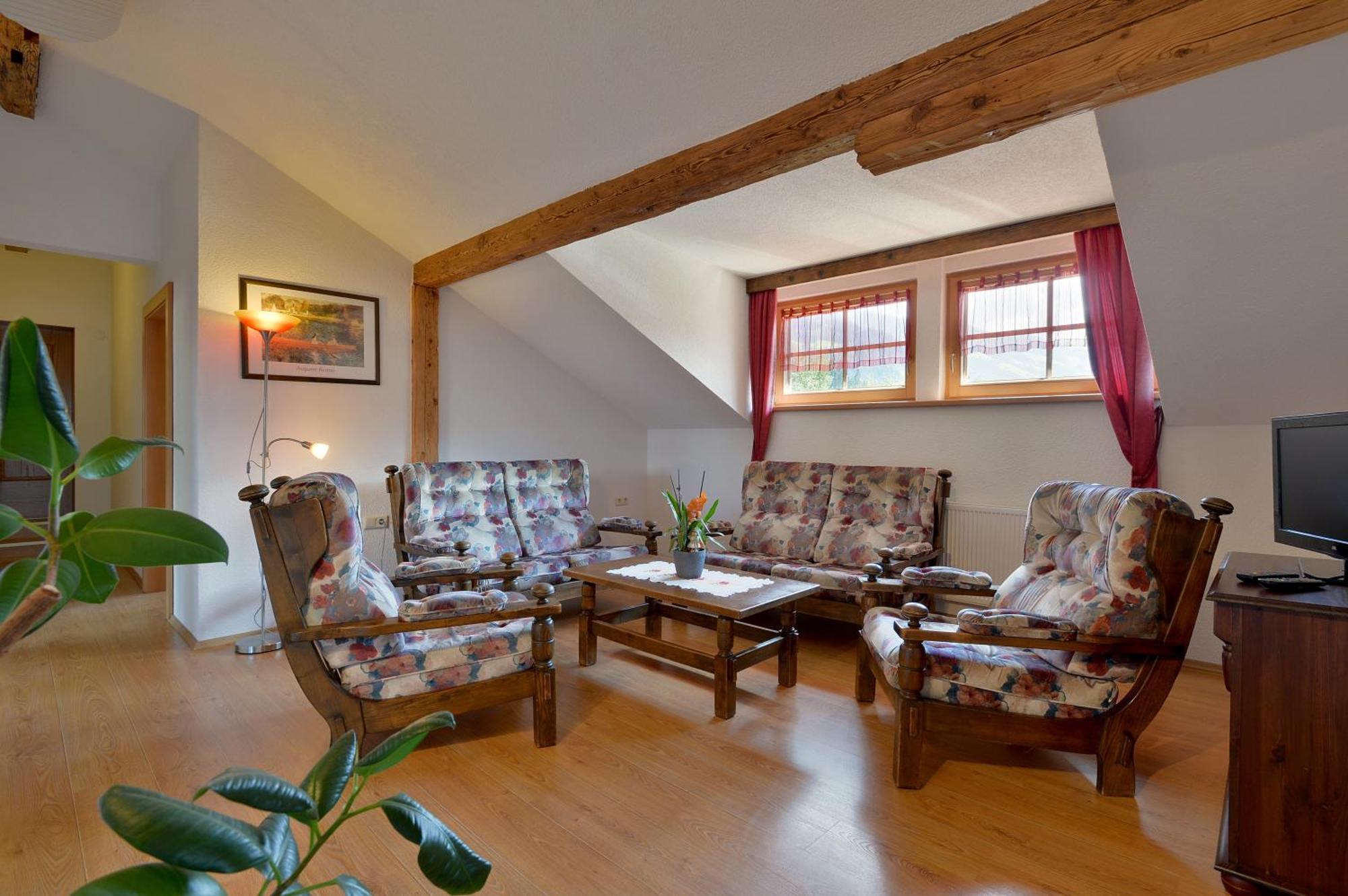 Ferienhaus Hoellwarth Stumm Pokoj fotografie
